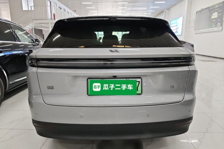 Used Li Auto i6 2025 Model Four-Wheel-Drive Standard Type Rear