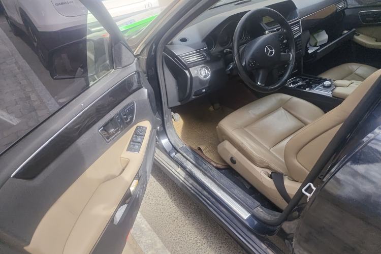 Used Mercedes-Benz E-Class 2010 E 300 L Fashion Model