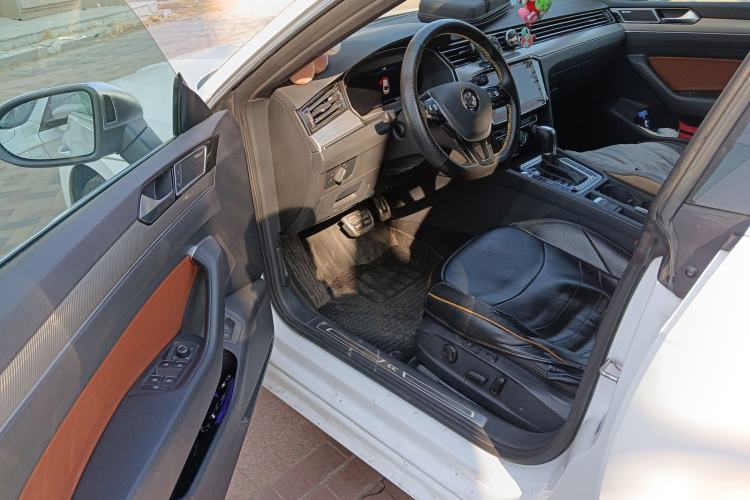 Used Volkswagen FAW-Volkswagen CC 2019 380TSI Glamour Edition China V Standard Driver Seat