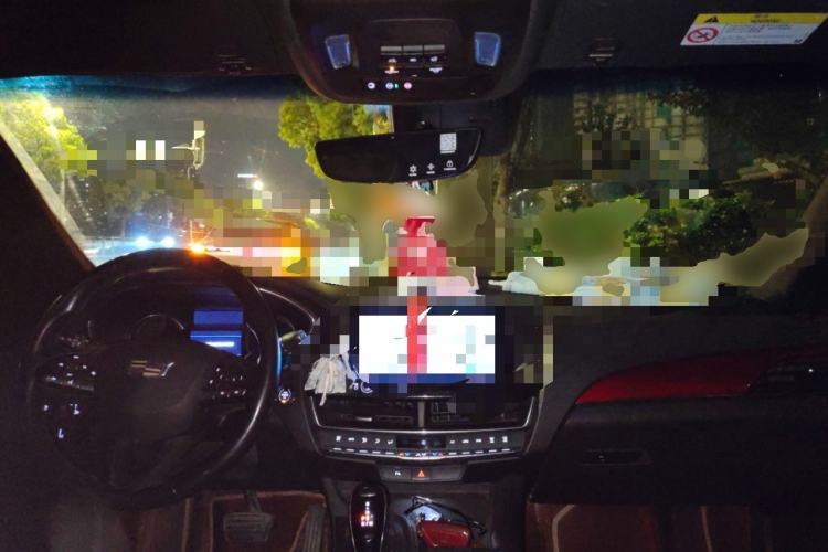 Used Cadillac CT5 2020 28T Fashion Edition Center Console