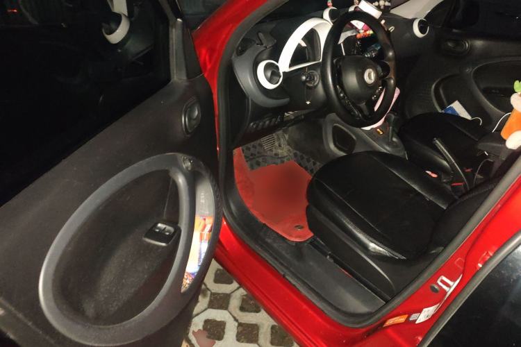 Used smart forfour 2018 1.0L 52 kW Dynamic Edition