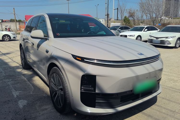 Used Li Auto L6 2024 Pro Model Front Right 45 Deg