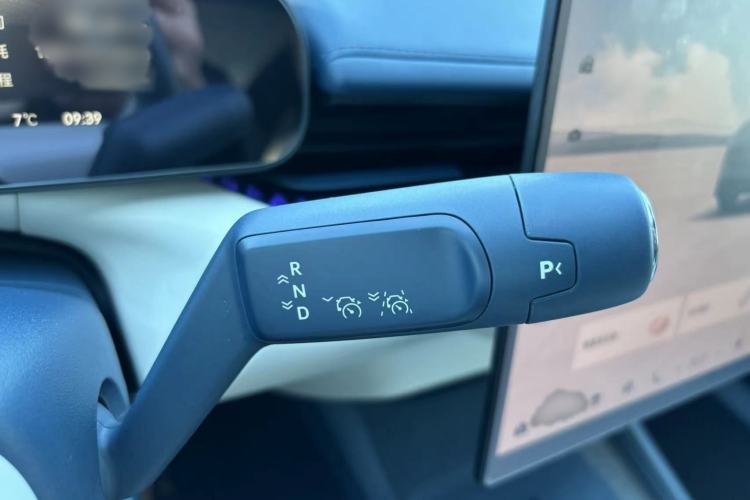 Used Zeekr 007 2024 Four-Wheel Drive Version 75 kWh Gear Lever