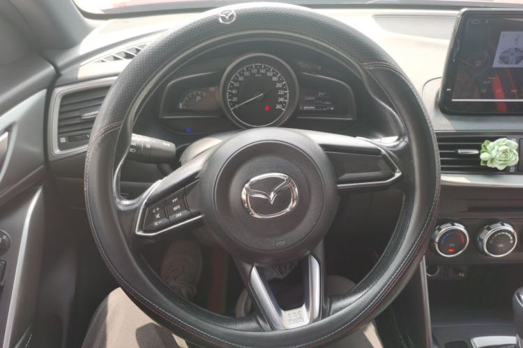 Used Mazda CX-4 2018 2.0L Automatic Two-Wheel Drive Blue Sky Dynamic Version China V Standard