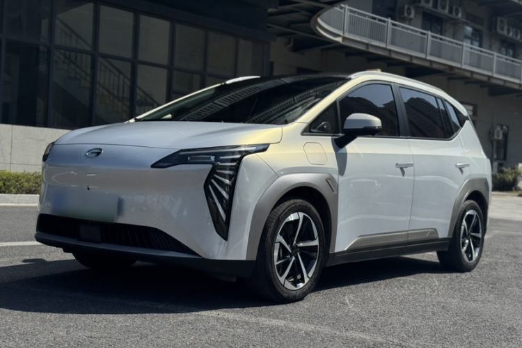 Used AION Y 2023 Younger Star Edition