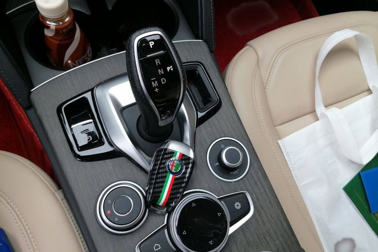 Used Alfa Romeo Stelvio 2021 2.0T 280HP Luxury Edition
