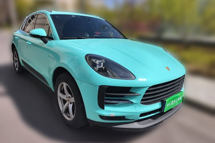Used Porsche Macan 2018 Macan 2.0T Front Right 45 Deg