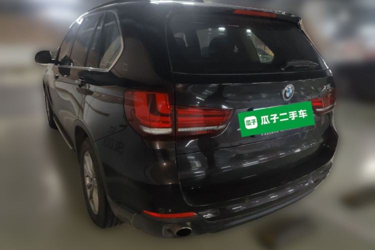 Used BMW X5 2015 xDrive28i Rear Left 45 Deg