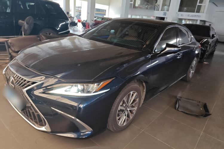 Used Lexus ES 2022 200 Excellence Edition