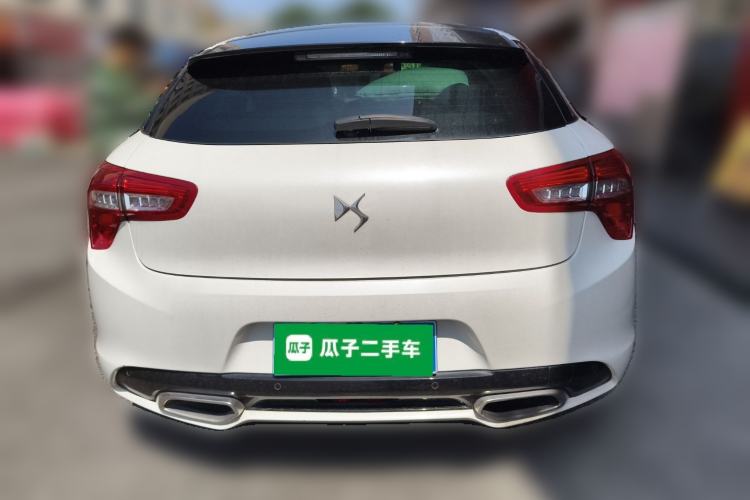 Used DS 5 2014 1.6T Luxury Edition THP160