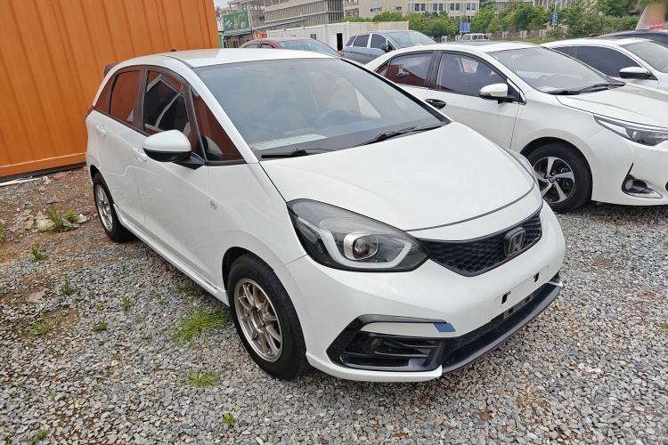 Used Honda LIFE 2021 1.5L CVT SPORT Heartbeat Edition Front Right 45 Deg