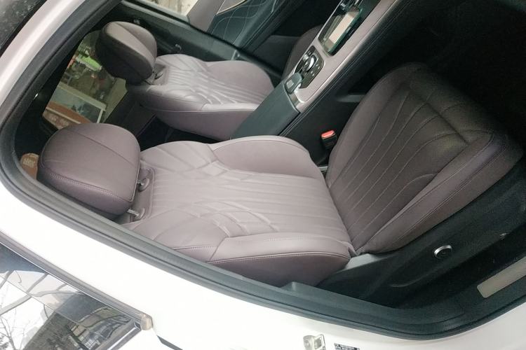 Used Chery Tiggo 9 2025 2.0T Automatic Two-Wheel Drive Luxury Edition 5 Seats