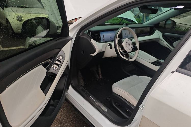 Used VOYAH FREE 2025 318 318 km Rear-Drive Touring Edition
