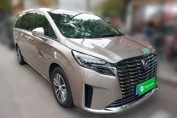 Used Buick GL8 2023 ES Lu Zun Deluxe Model Front Right 45 Deg