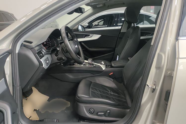 Used Audi A4L 2018 30th Anniversary Edition 40 TFSI Fashion Model