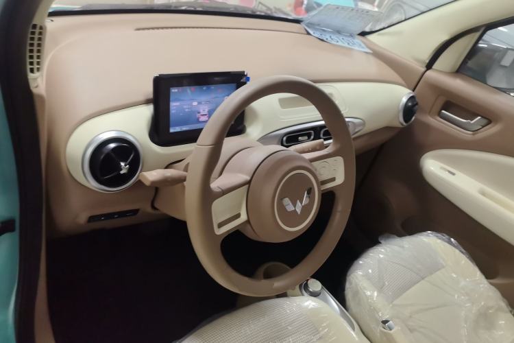 Used Wuling Hongguang MINIEV 2025 Four-Door Version Advanced Edition
