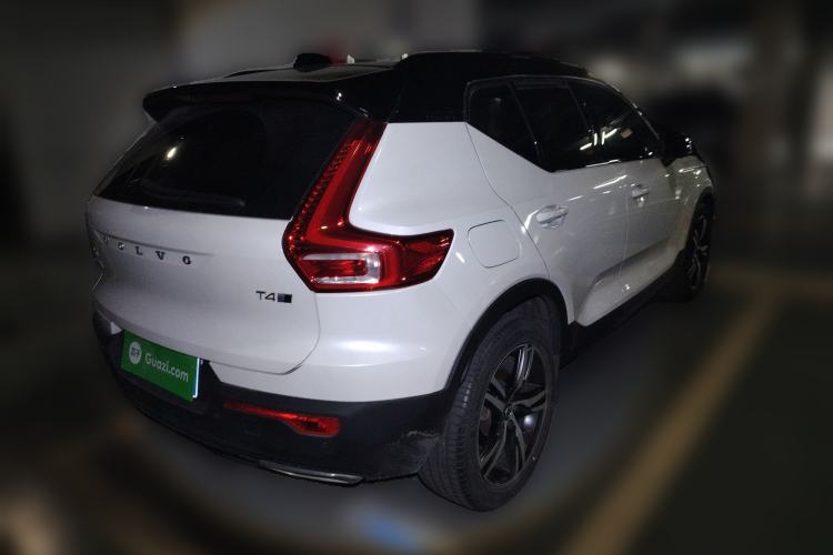 Used Volvo XC40 2020 T4 Four-Wheel Drive Smart & Sporty Edition
