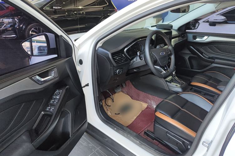 Used Ford Focus 2022 Hatchback EcoBoost 180 Automatic Performance Edition
