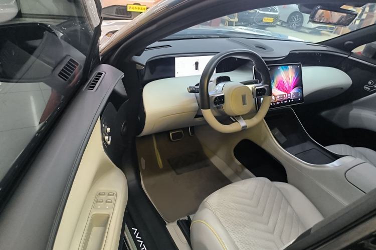 Used Avatr 11 2022 Long-Range Dual-Motor Luxury Edition 4 Seats
