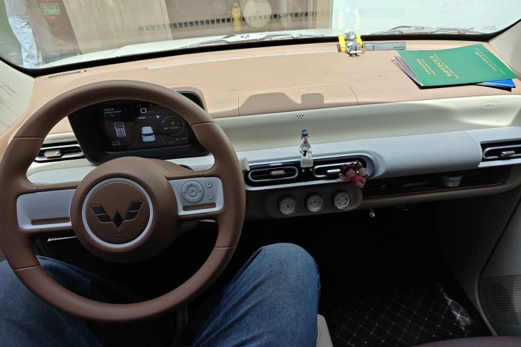 Used Wuling Hongguang MINIEV 2024 3rd Generation 215km Youth Edition
