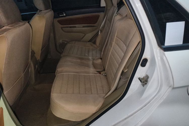 Used BAIC E Series 2013 Sedan 1.5L Automatic Lotte Edition Left Rear Seat