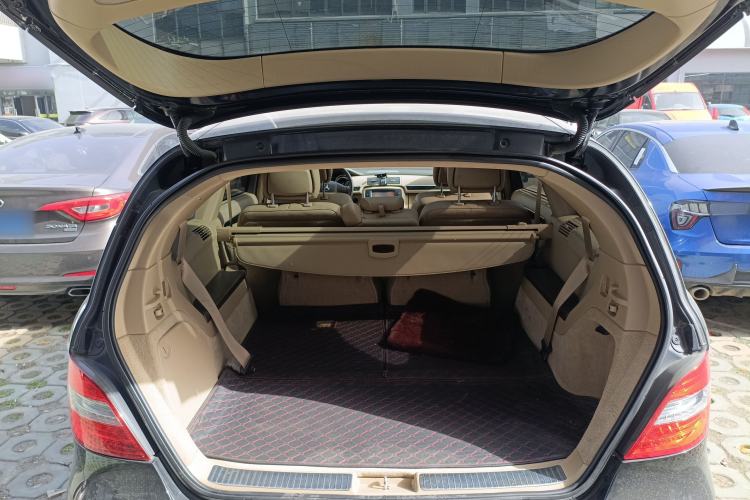 Used Mercedes-Benz R-Class 2017 R 320 4MATIC Business Edition Prestige Model