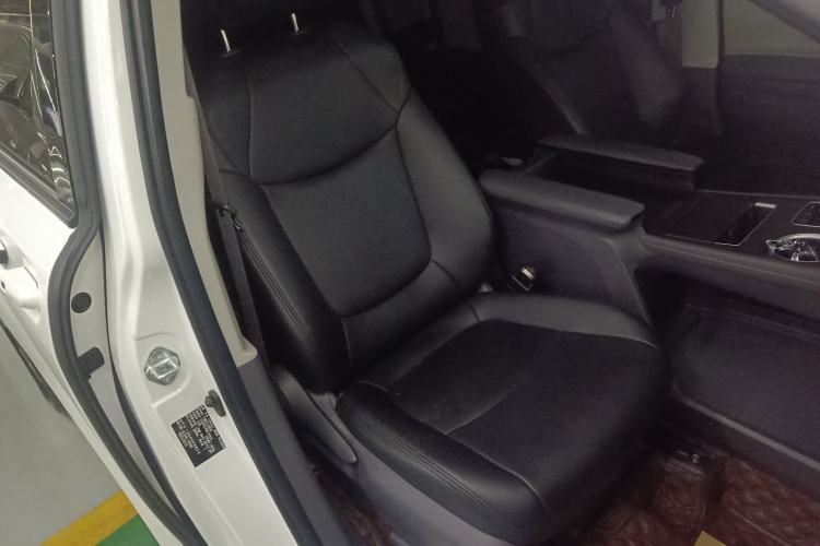 Used Toyota SIENNA 2024 2.5L Hybrid Comfort Edition
