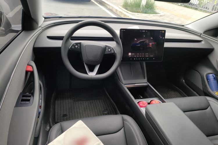 Used Tesla Model 3 2025 Rear-Wheel-Drive Version