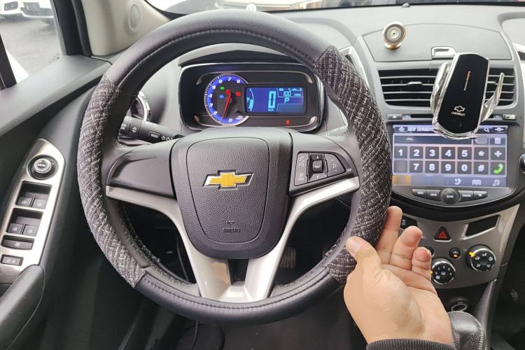 Used Chevrolet Trax 2014 1.4T Automatic Two-Wheel Drive Luxury Model Steering Wheel