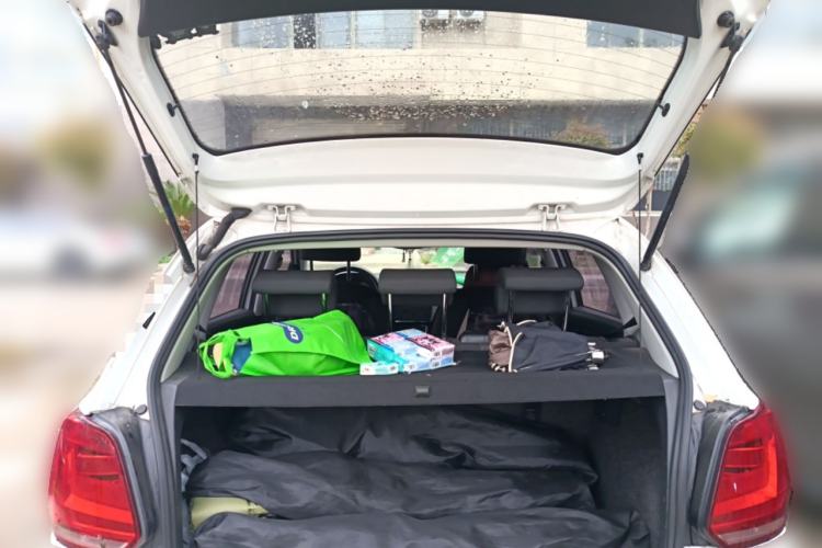 Used Volkswagen Polo 2014 1.6L Automatic Comfort Edition
