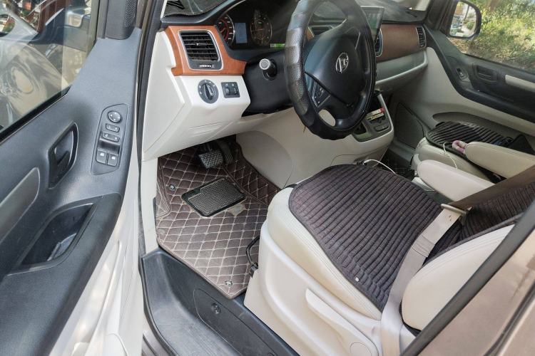 Used SAIC MAXUS G10 2016 2.0T Automatic Fashion Edition
