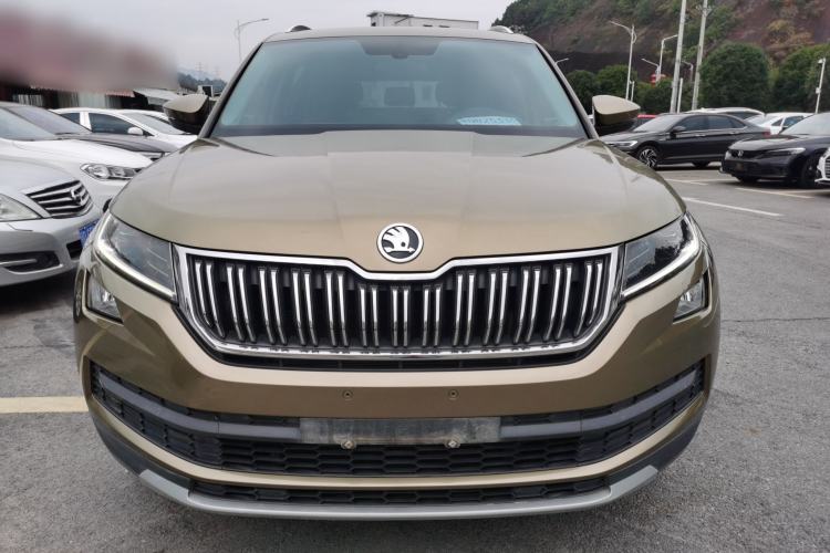 Used Skoda Kodiaq 2018 Facelifted TSI330 5-Seater Two-Wheel-Drive Luxury Enjoyment Edition
