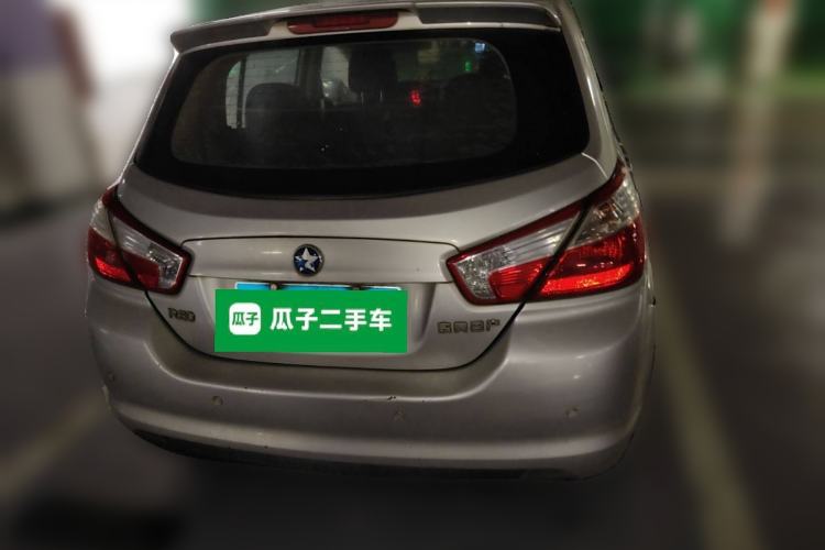 Used Venucia R50 2014 1.6L Manual Splendid Edition