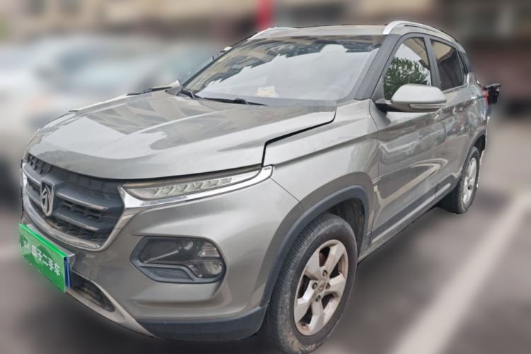Used Baojun 510 2017 1.5L Automatic Fashion Model