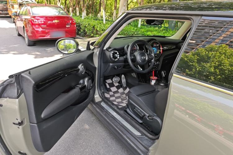 Used MINI 2018 1.5T COOPER Classic Edition