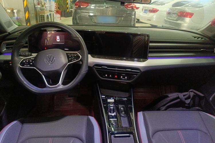 Used Volkswagen Lamando 2022 Lavida L 280TSI DSG Cool & Spicy Edition
