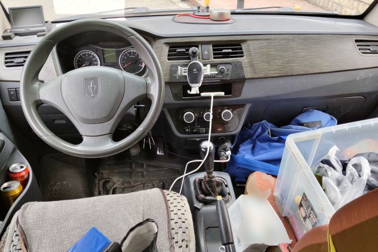 Used Jinbei Hiace X30 2018 1.3L Comfort Model DLCG12 Center Console