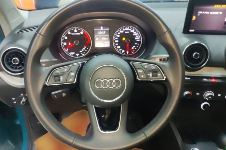Used Audi Q2L 2021 35 TFSI Progressive Dynamic Edition
