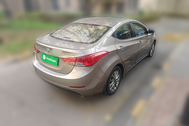 Used Hyundai Elantra (5th Generation / Langdong) 2015 1.6L Manual Leading Model