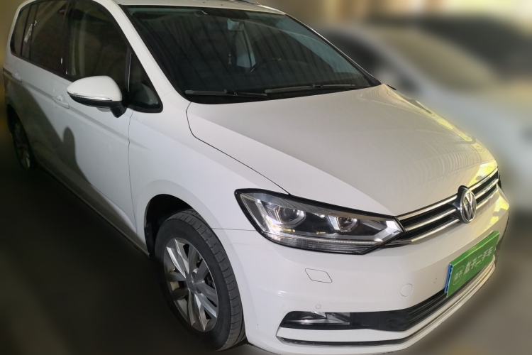 Used Volkswagen Touran 2016 Volkswagen Touran L 280TSI DSG Comfort Edition
