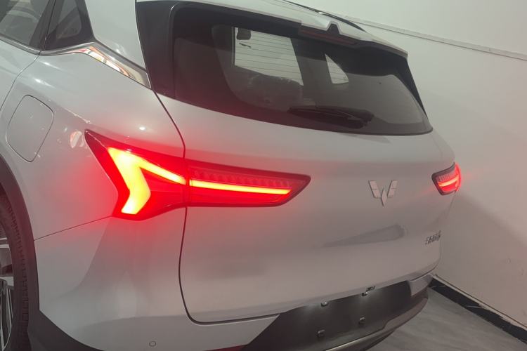 Used Wuling Xingguang S 2024 130 km Flagship Version Exterior 4