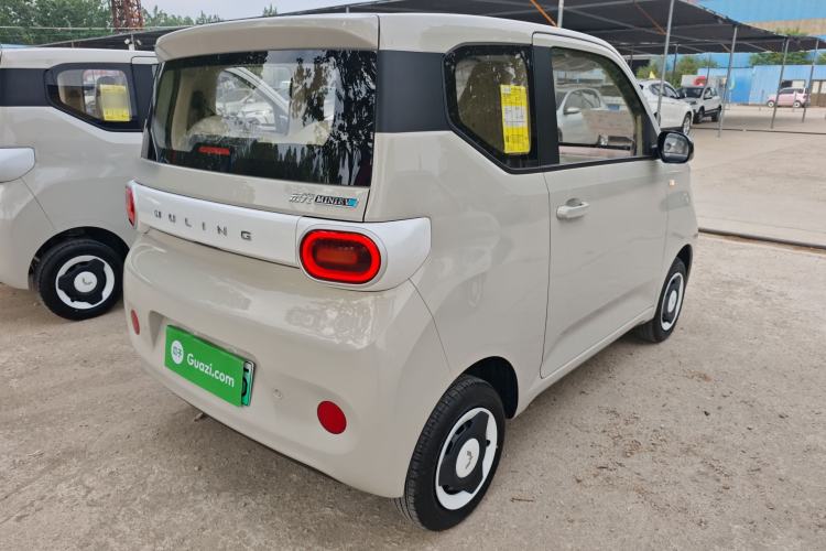 Used Wuling Hongguang MINIEV 2024 3rd Generation 215km Youth Edition Rear Right 45 Deg