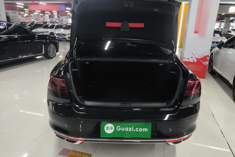 Used Volkswagen Magotan 2023 2 Million Units Commemorative Edition 330TSI DSG Luxury Version Trunk