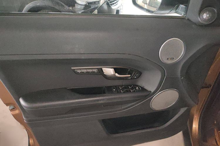 Used Land Rover Range Evoque 2015 2.0T 5-Door Luxury Edition