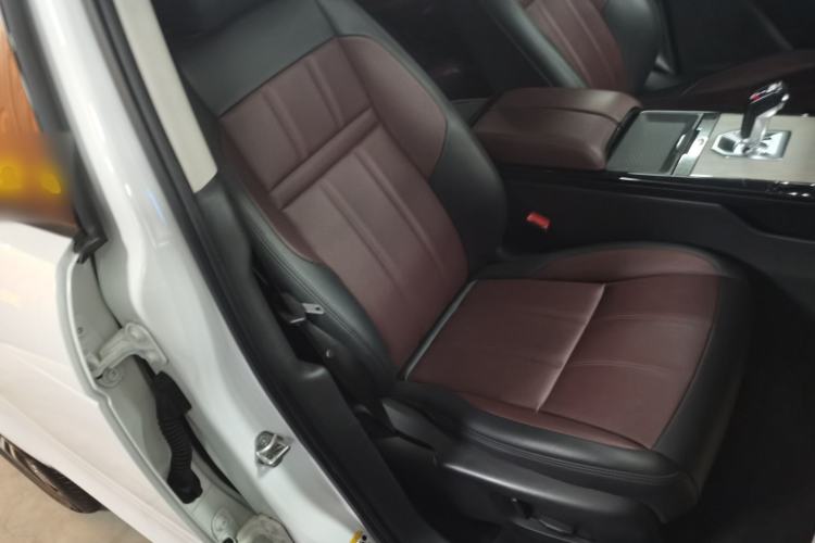 Used Land Rover Range Rover Evoque 2021 Range Rover Velar 249 PS R-Dynamic S Performance Edition