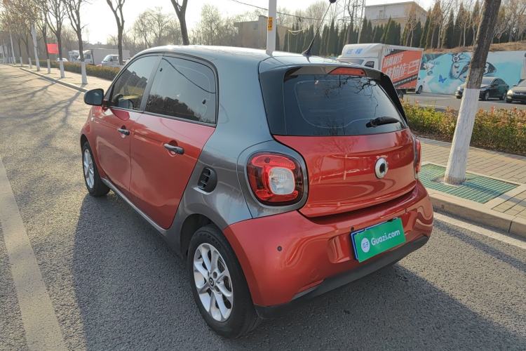 Used smart forfour 2016 1.0L 52 kW Dynamic Edition