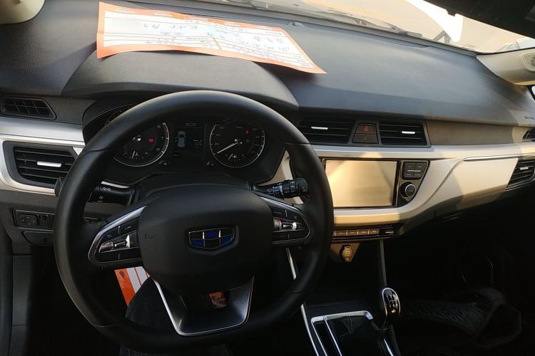 Used Geely Auto Vision X3 2019 Upgraded Model 1.5L Manual Elite Version