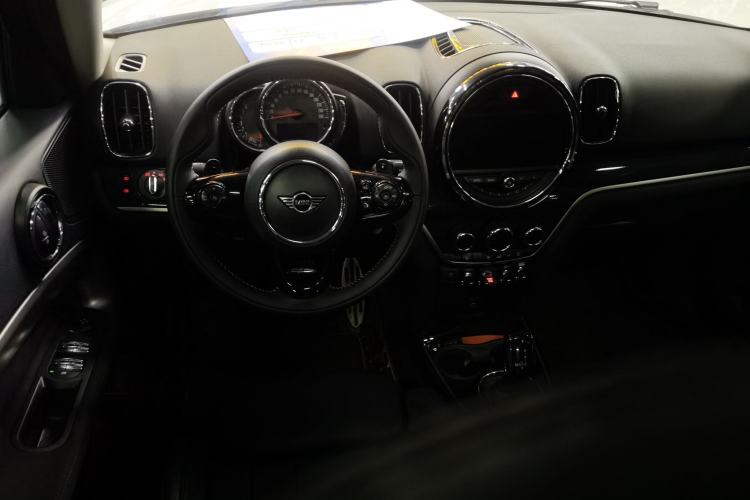 Used MINI Countryman 2019 2.0T COOPER S ALL4 Artist Steering Wheel