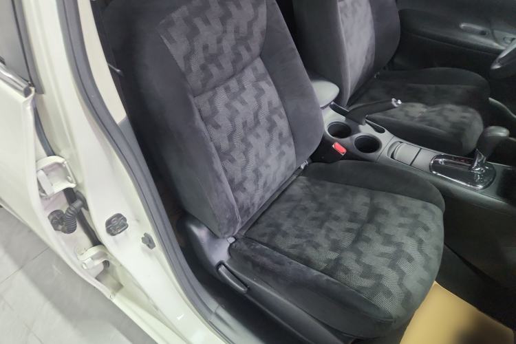 Used Nissan Tiida 2011 1.6L CVT Comfort Model