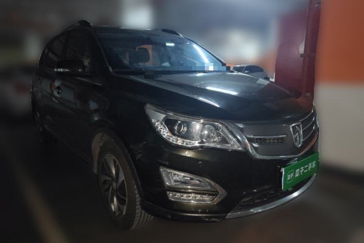 Used Baojun 560 2016 1.8L iAMT Luxury Model Front Right 45 Deg